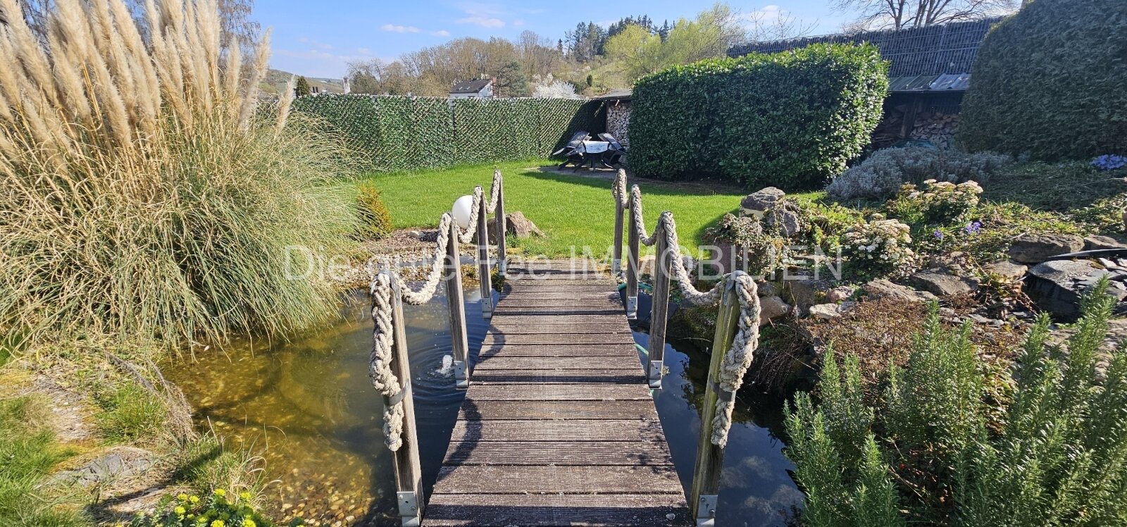 Idyllische schöne möblierte Wohnung mit Terrasse für Pendler Idyllische schöne möblierte Wohnung mit Terrasse für Pendler