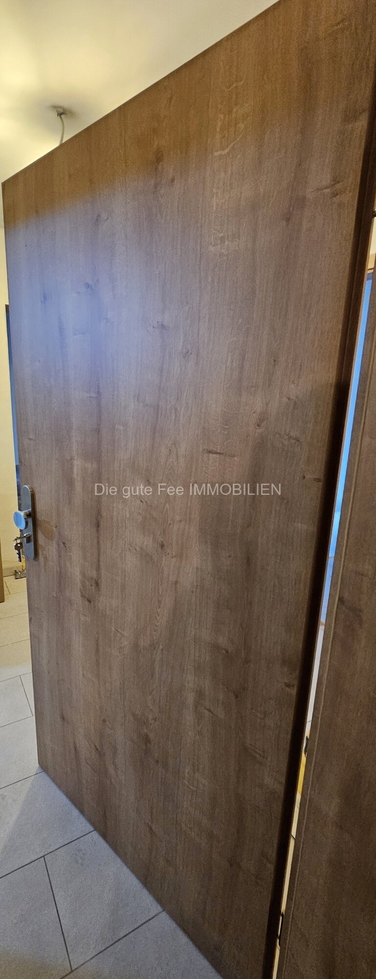 Schöne große 3 -Zimmer Wohnung mit Balkon in Mehring Schöne große 3 -Zimmer Wohnung mit Balkon in Mehring